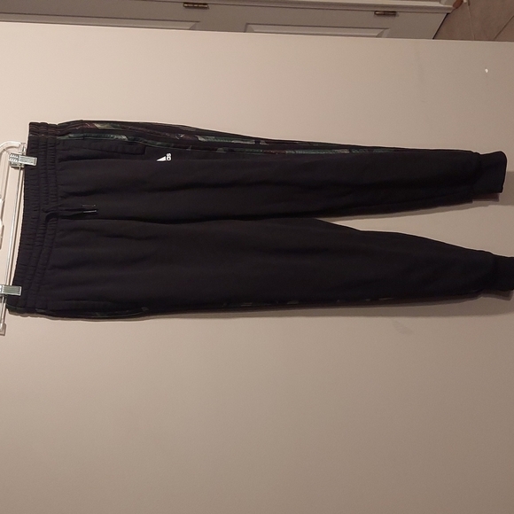 Adidas Sweatpants with camoflage stripes - Picture 1 of 10